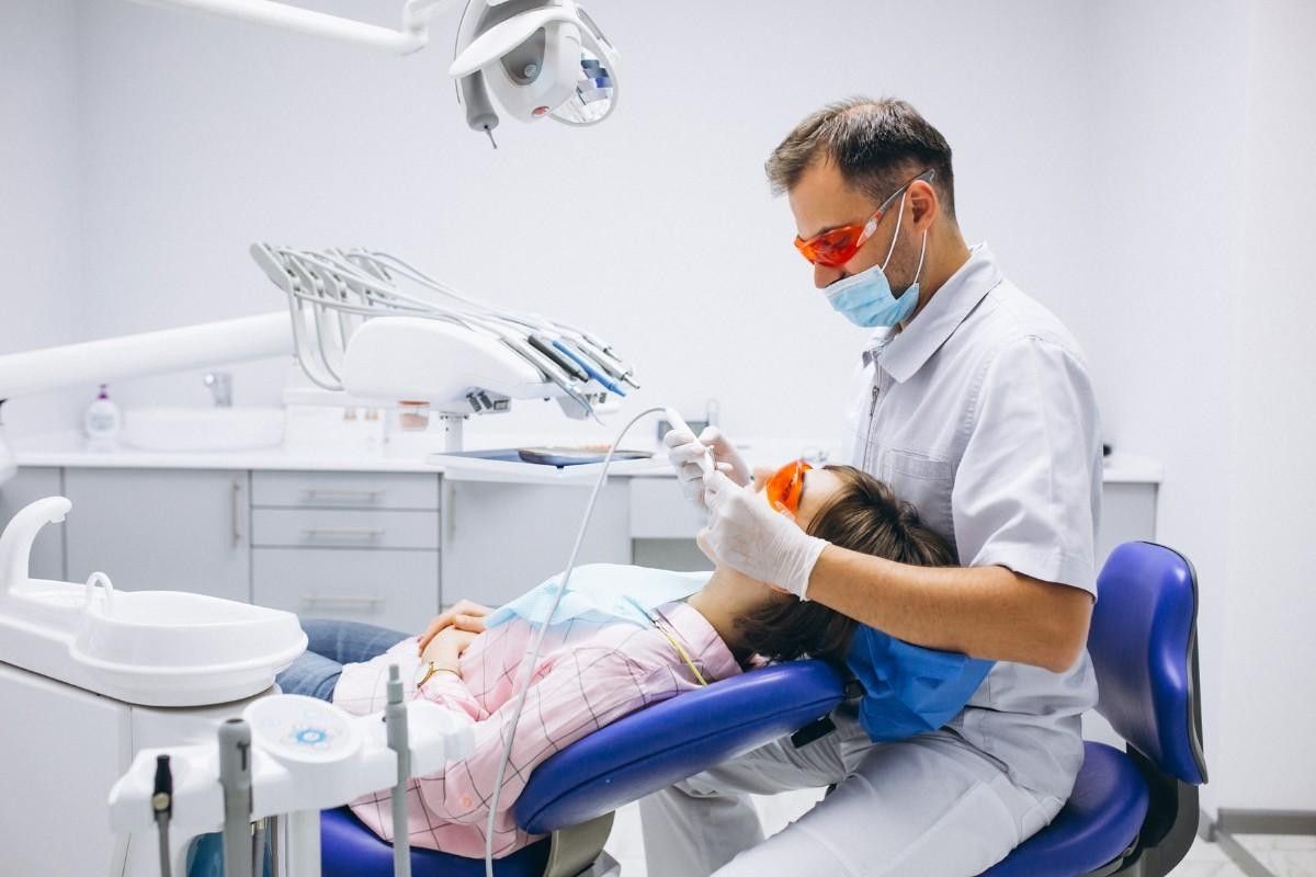 Dental Clinic Near Eain Lamont park